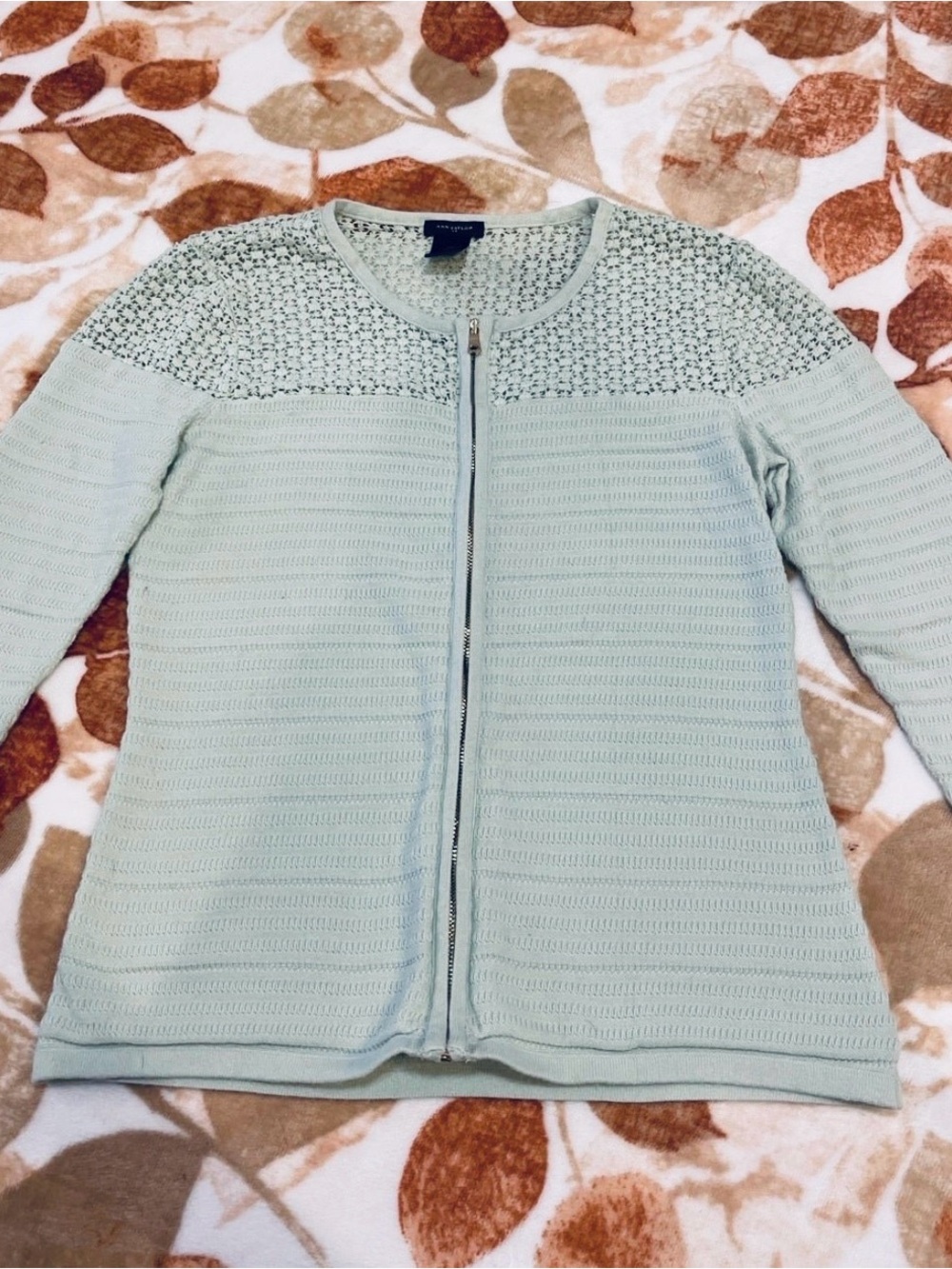 Ann Taylor Mint Green Crochet Zip Cardigan xs